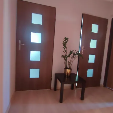 Duze Mieszkanie Dom Komfort Villa Konin (Greater Poland)